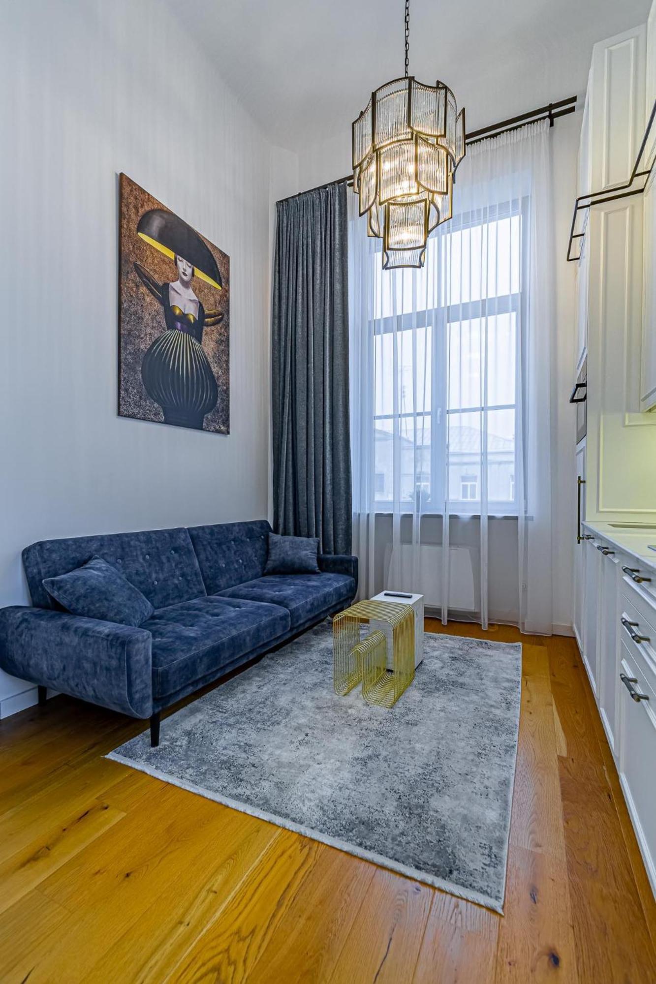 Ministerija Loft Apartment With Parking & Ac Kaunas Exteriör bild